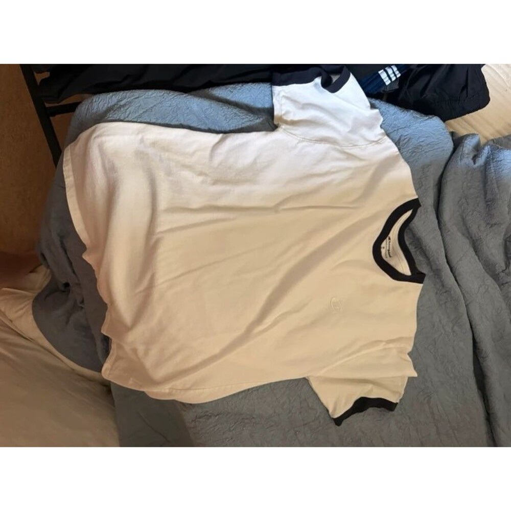 Champion white T-shirt medium teens - Picture 2 of 2